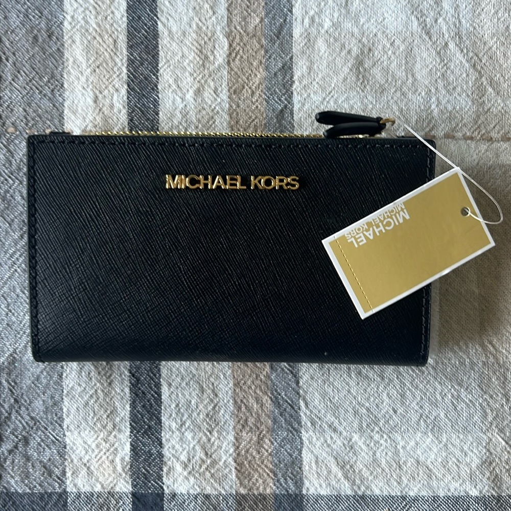 NWT Michael Kors Wallet